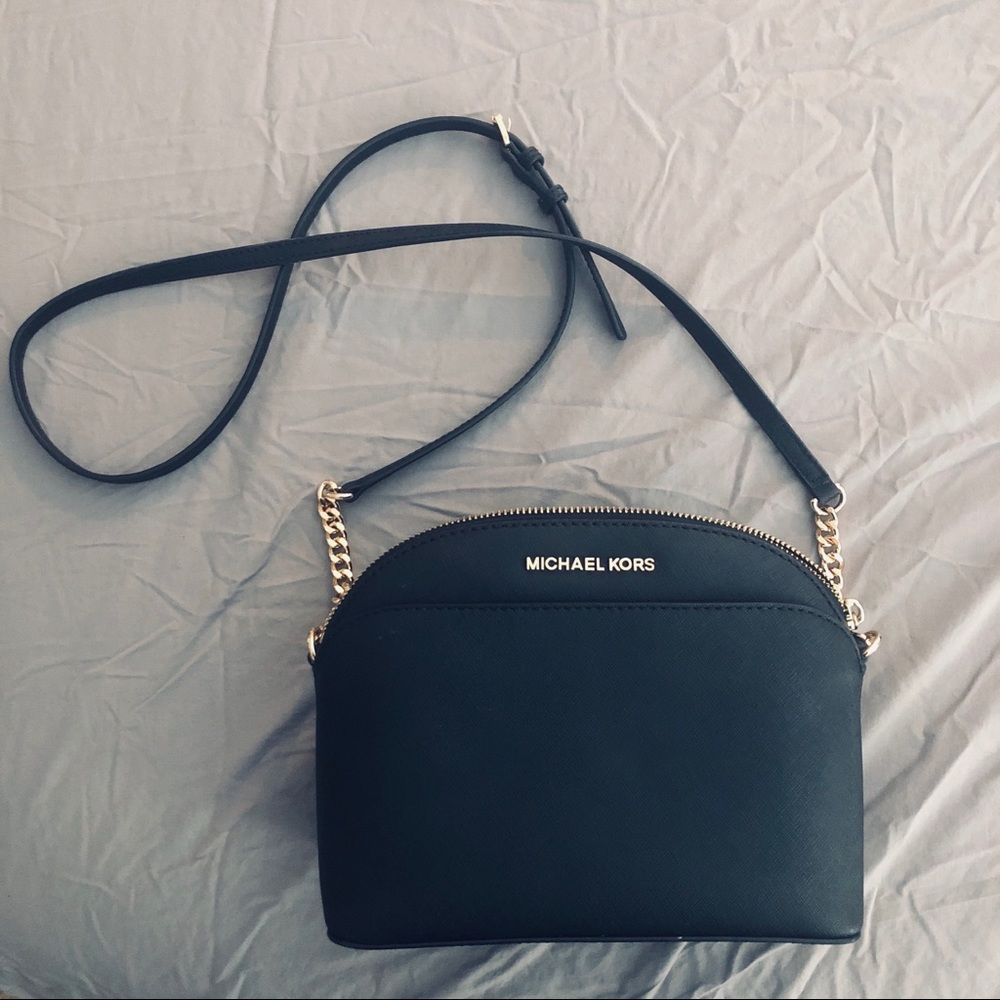 X SOLD X michael kors crossbody